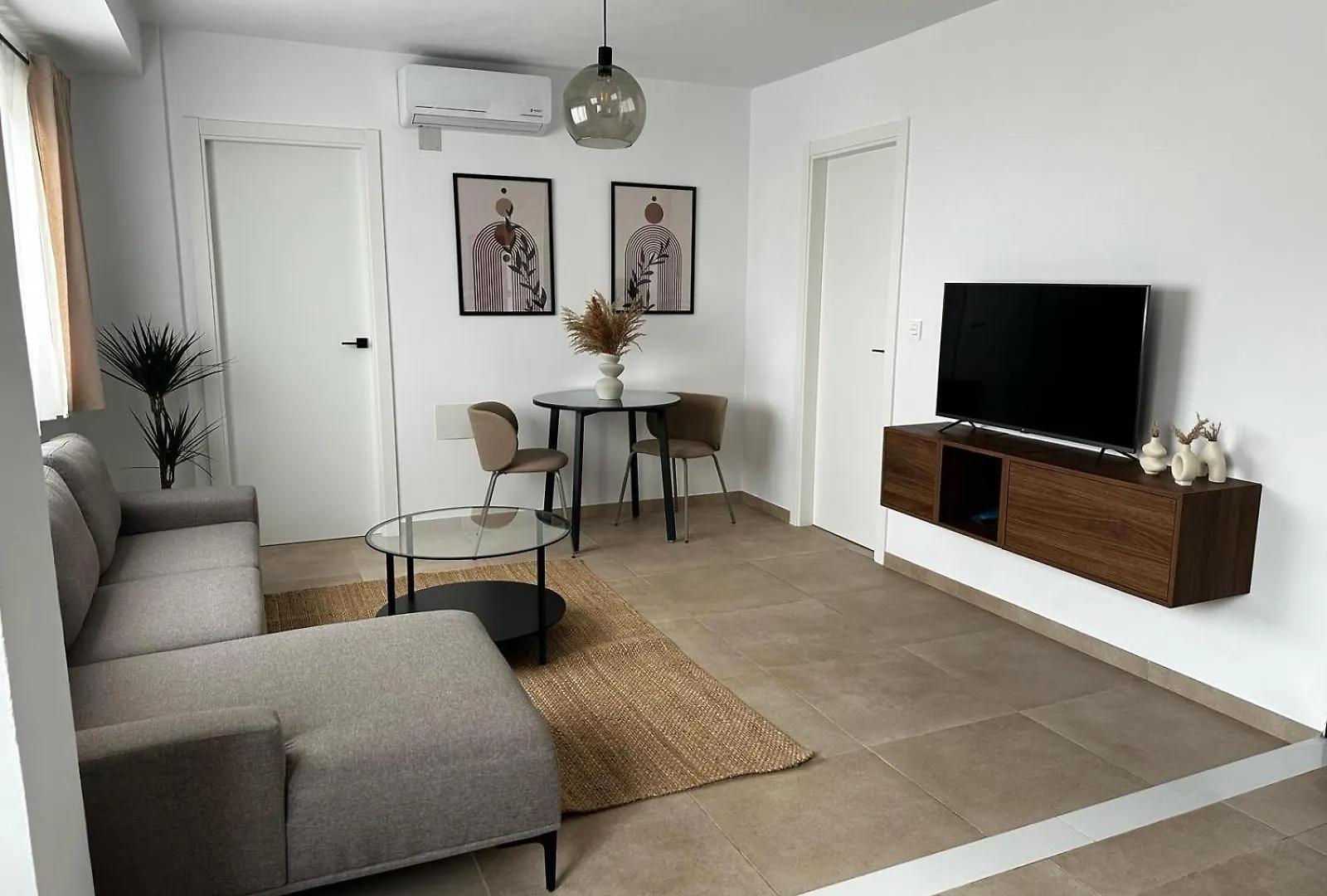 Apartamentos Romar Campillos location